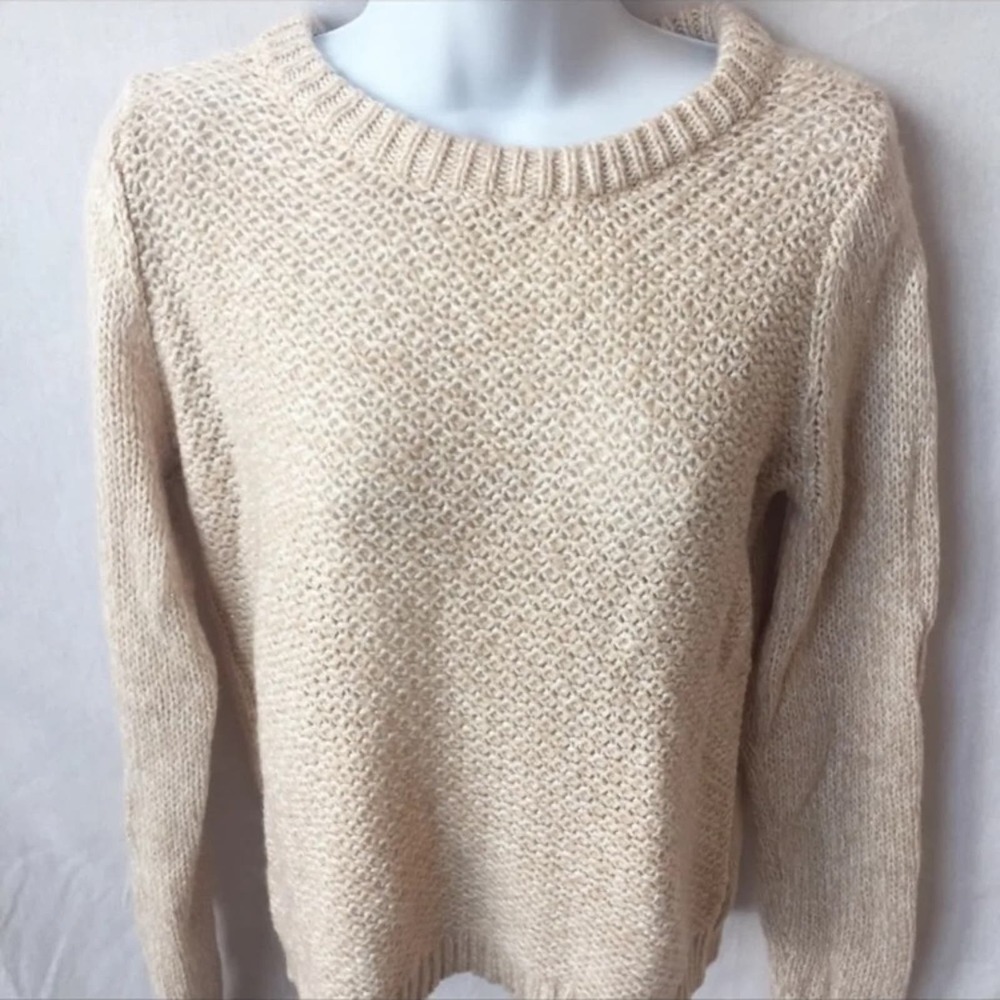5/$25 St. John’s Bay Petite Chunky Knit Sweater - Picture 3 of 6
